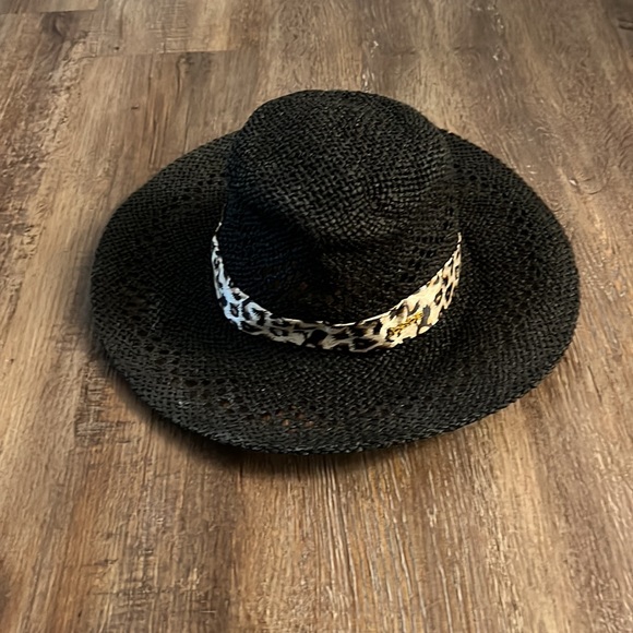 Bebe Floppy Hat - Picture 5 of 5